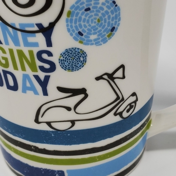 STARBUCKS COFFEE MUG BEVERAGE RETIRED MY JOURNEY BEGINS TODAY SCOOTER 2008 - Picture 2 of 8